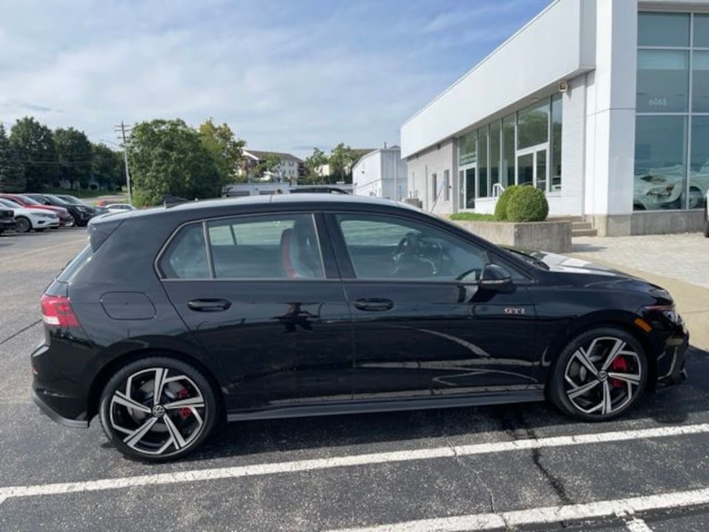 Used 2026 Volkswagen Golf GTI SE Hatchback