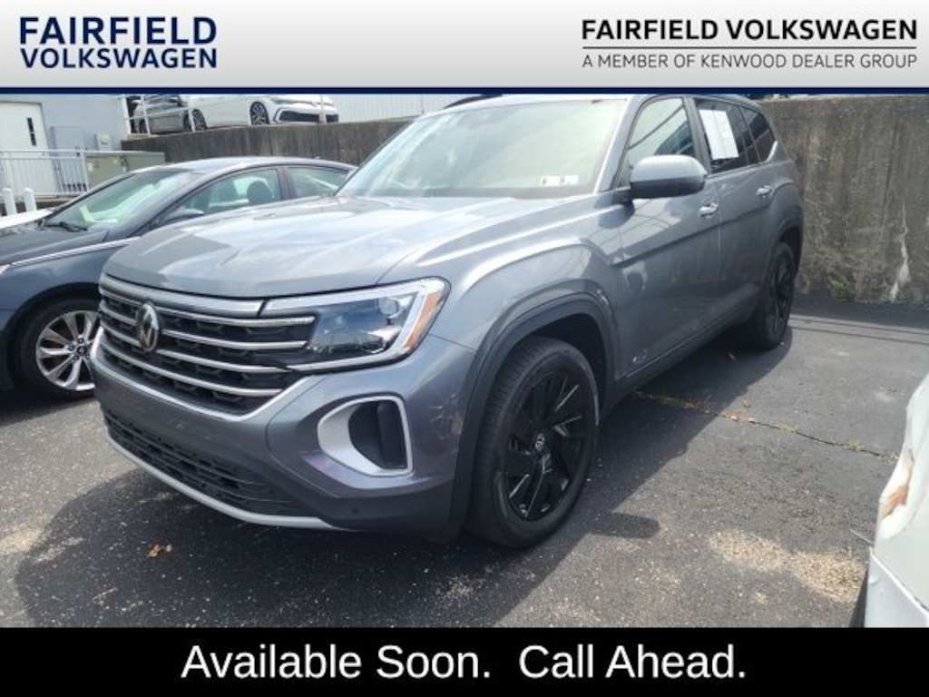 Used 2024 Volkswagen Atlas 2.0T SE w/Technology SUV