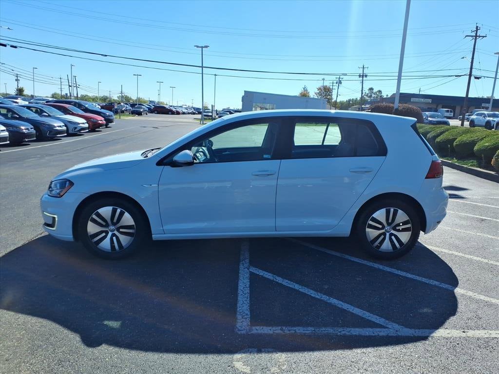 Used 2016 Volkswagen e-Golf SE Automatic Hatchback