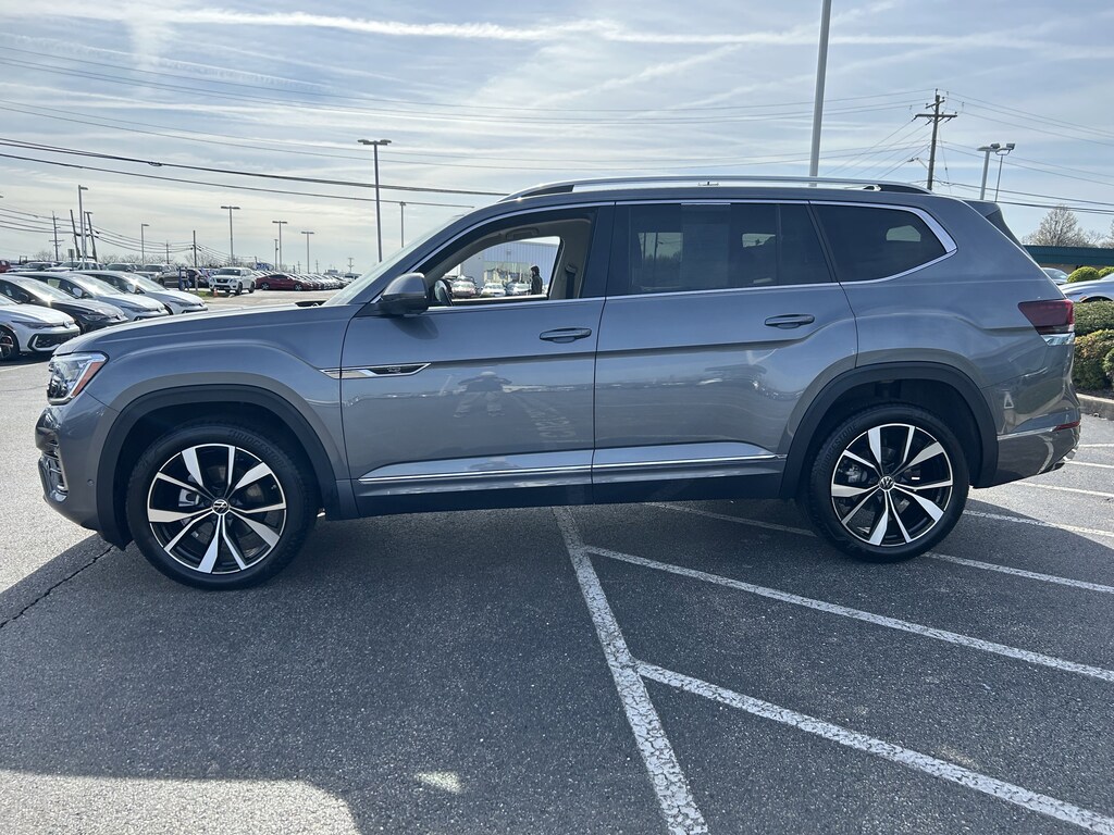 Certified 2025 Volkswagen Atlas 2.0T SEL Premium R-Line SUV