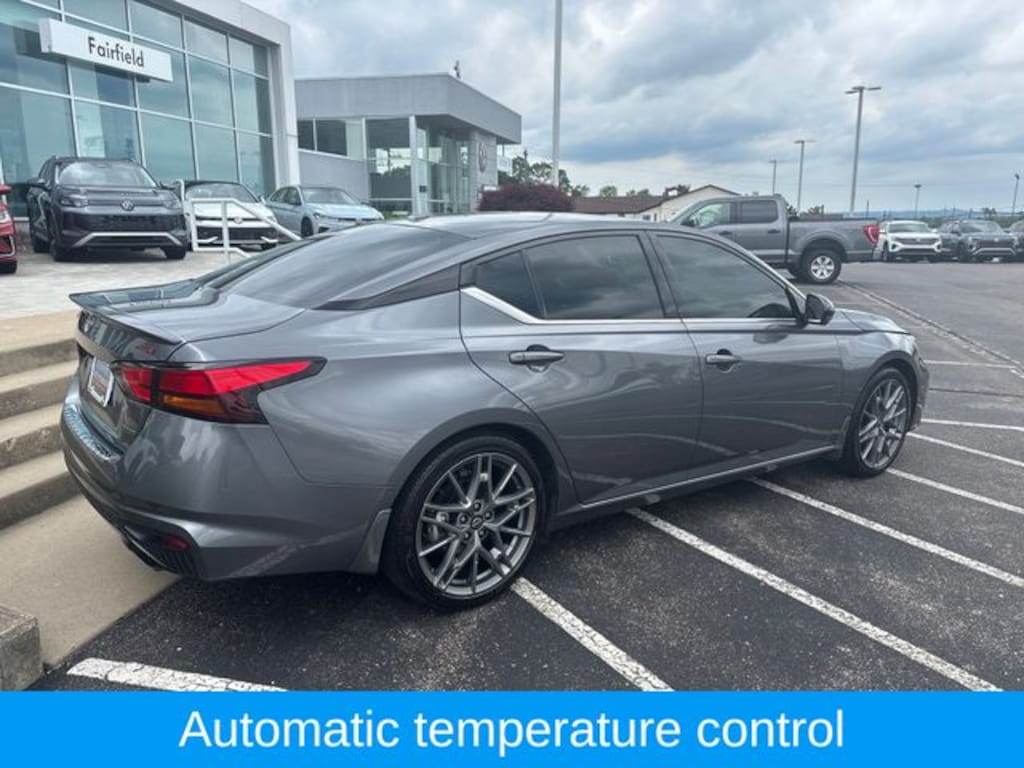 Used 2023 Nissan Altima 2.0 SR Sedan