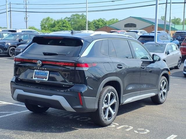 2025 Volkswagen Tiguan SE - Photo 7