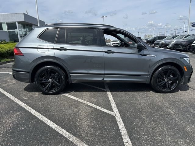 2023 Volkswagen Tiguan SE R-LINE BLACK - Photo 8