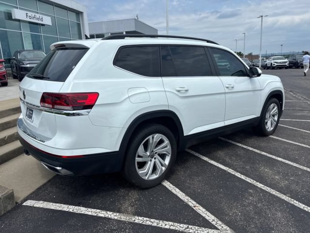 Used 2023 Volkswagen Atlas 3.6L V6 SE w/Technology SUV