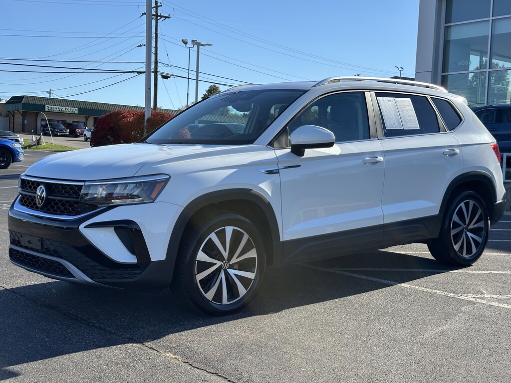 Certified 2022 Volkswagen Taos 1.5T SE 4MOTION SUV
