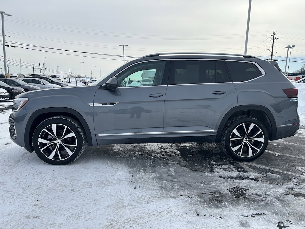 Certified 2025 Volkswagen Atlas 2.0T SEL Premium R-Line SUV