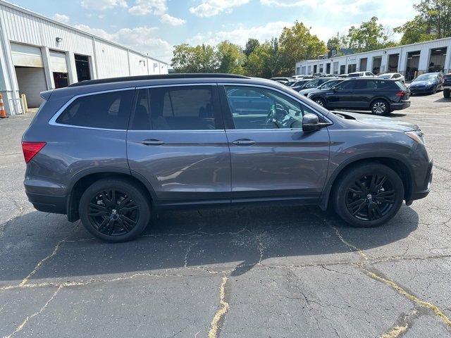 2021 Honda Pilot Special Edition photo 3