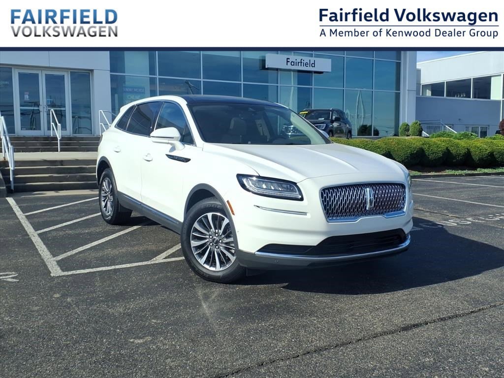 2022 Lincoln Nautilus Reserve's photo