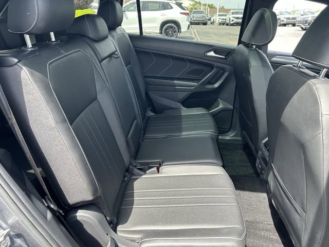 2023 Volkswagen Tiguan SE R-LINE BLACK - Photo 26