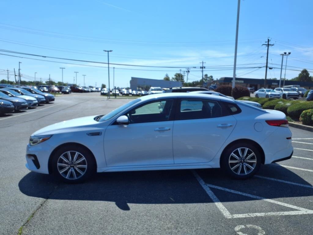 2019 Kia Optima LX photo 3