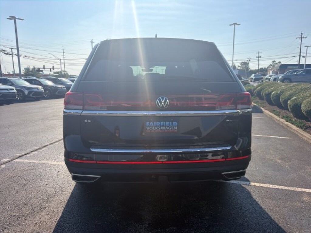 New 2026 Volkswagen Atlas SE w/Technology SUV
