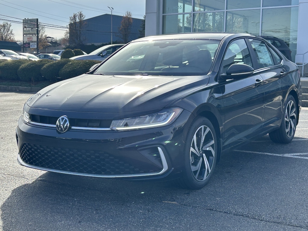 New 2026 Volkswagen Jetta 1.5T SEL Sedan