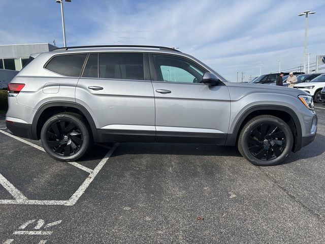 2026 Volkswagen Atlas SE w/Tech - Photo 8