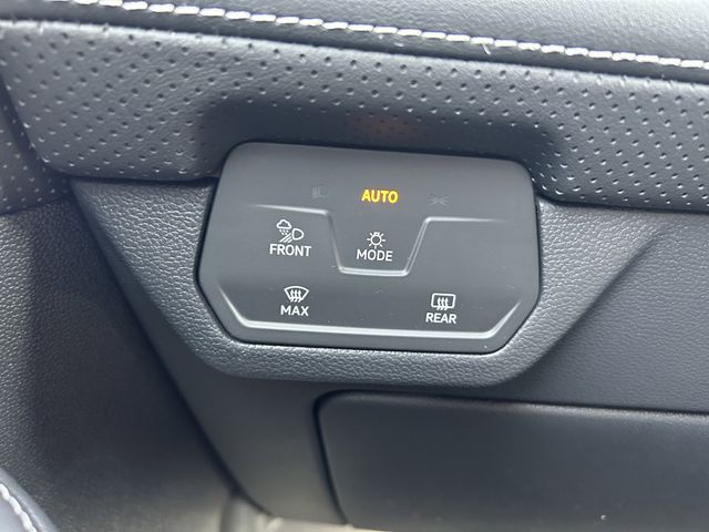 2026 Volkswagen Atlas SE w/Tech - Photo 14