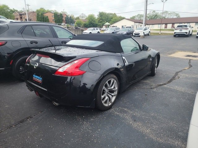 2014 Nissan 370Z photo 3