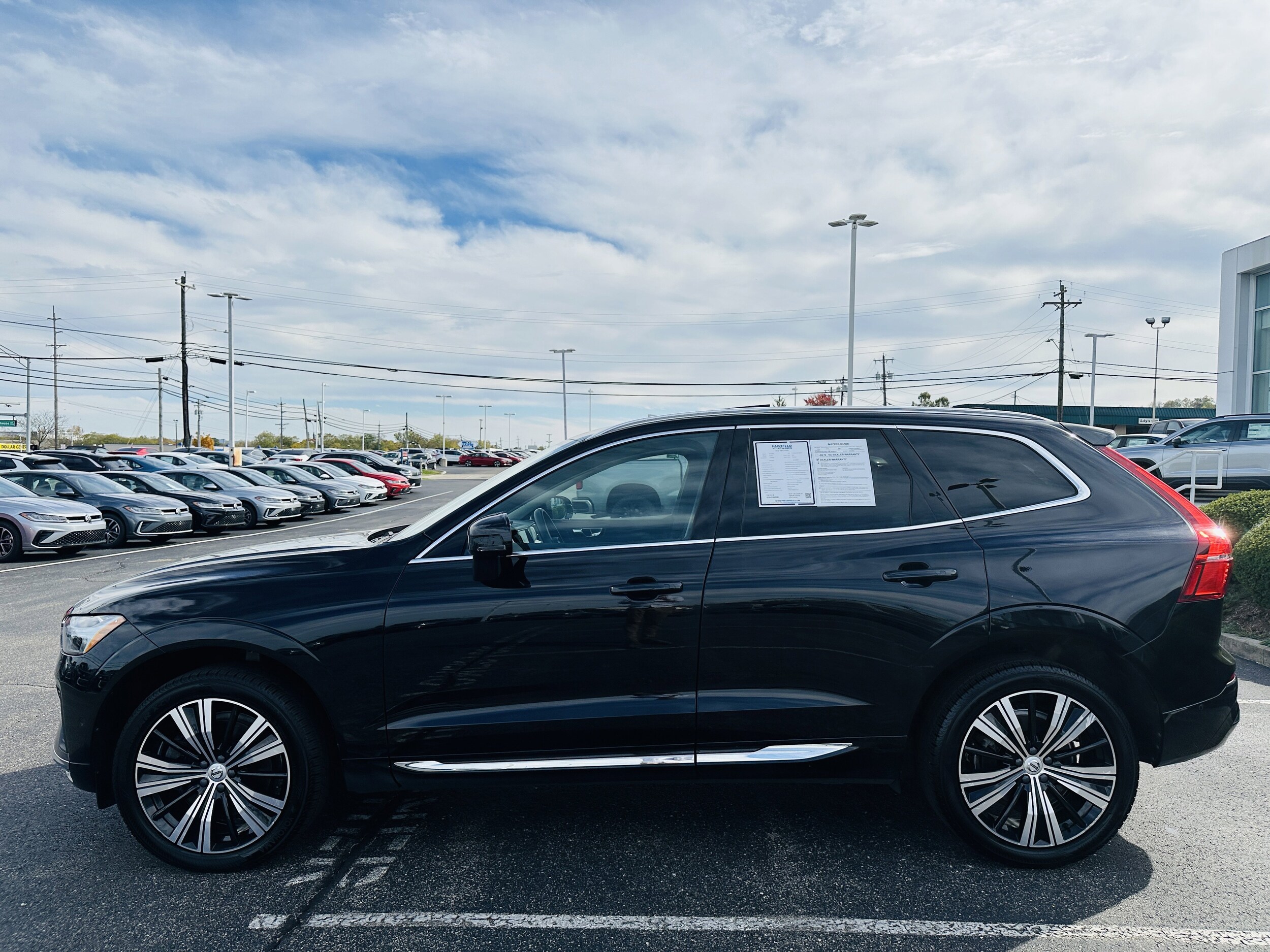 2022 Volvo XC60 Inscription photo 2