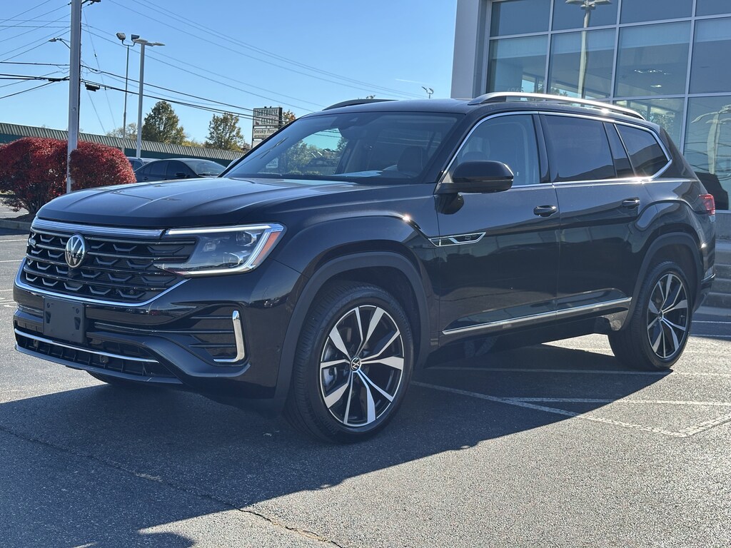 Certified 2025 Volkswagen Atlas 2.0T SEL Premium R-Line SUV