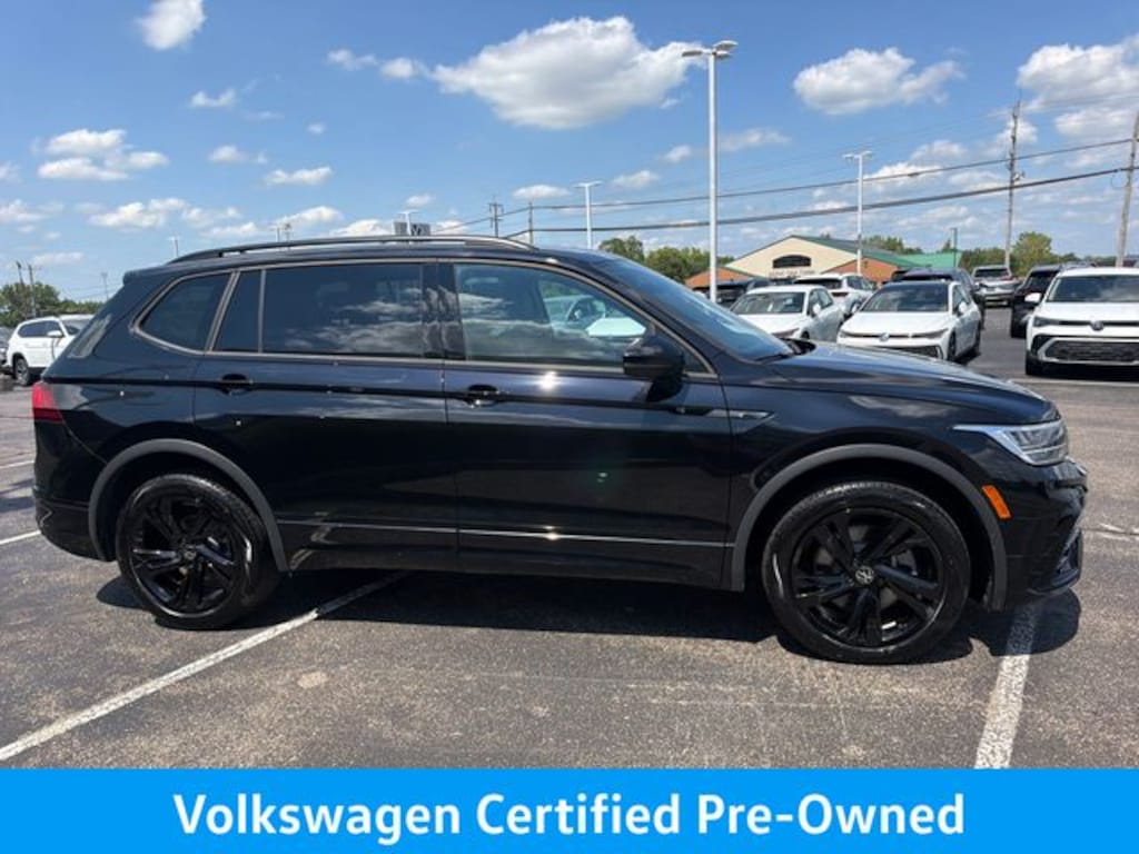Certified 2023 Volkswagen Tiguan 2.0T SE R-Line Black SUV