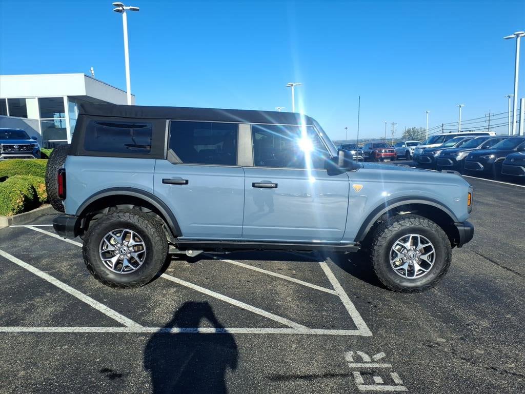2023 Ford Bronco 4-Door Badlands - Photo 8