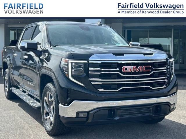 2022 GMC Sierra 4WD Crew Cab Short Box SLT's photo