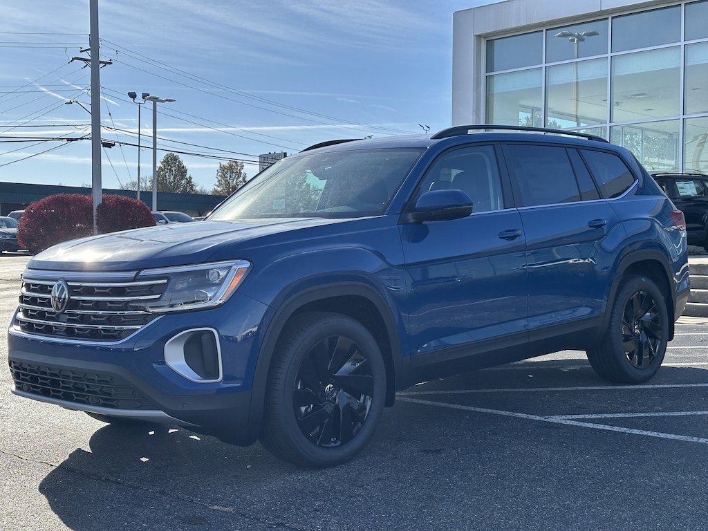 New 2026 Volkswagen Atlas 2.0T SE w/Technology SUV