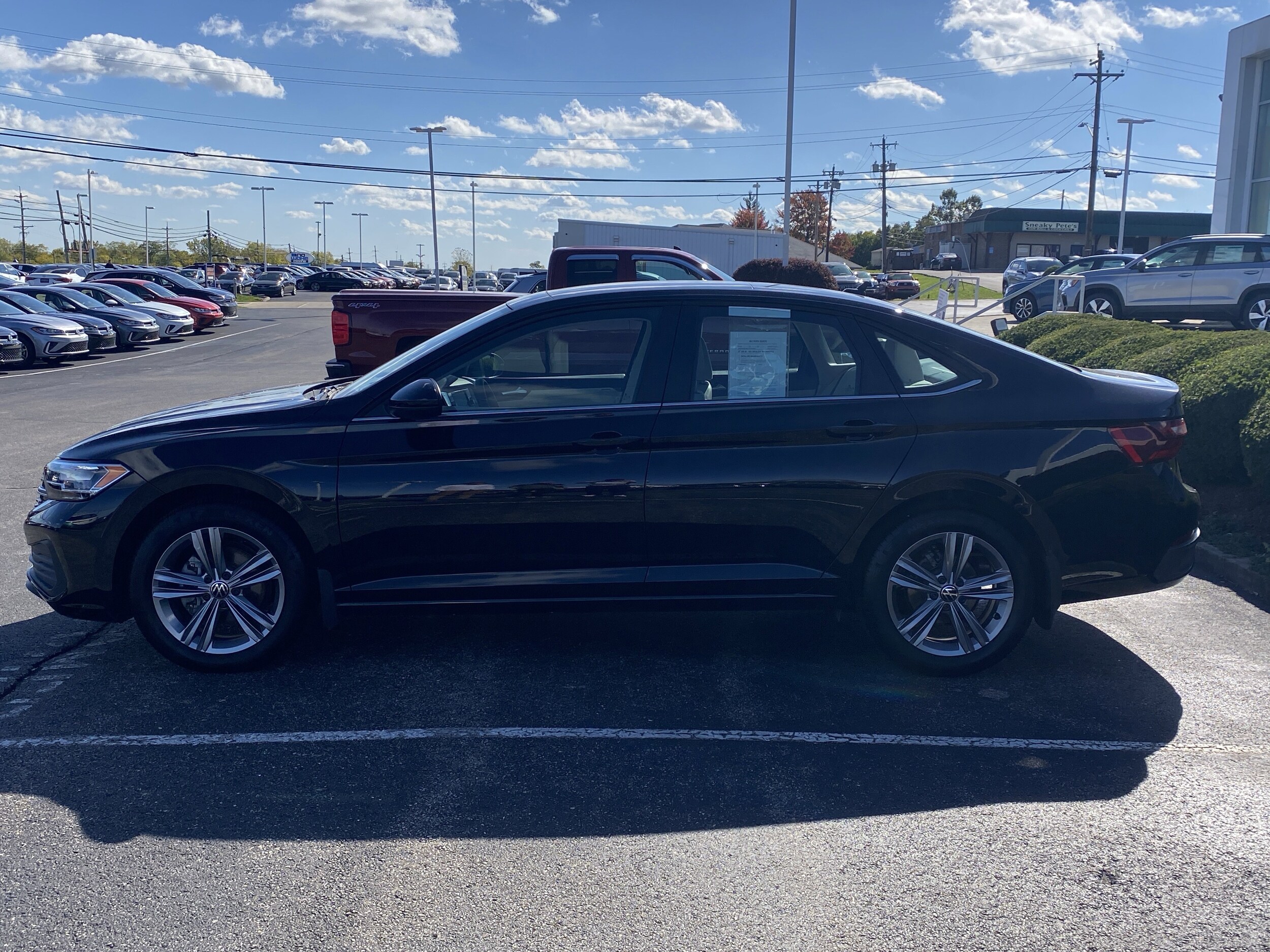 2024 Volkswagen Jetta 1.5T SE photo 4