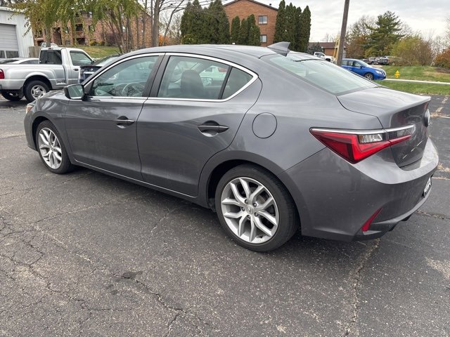 2019 Acura ILX photo 2