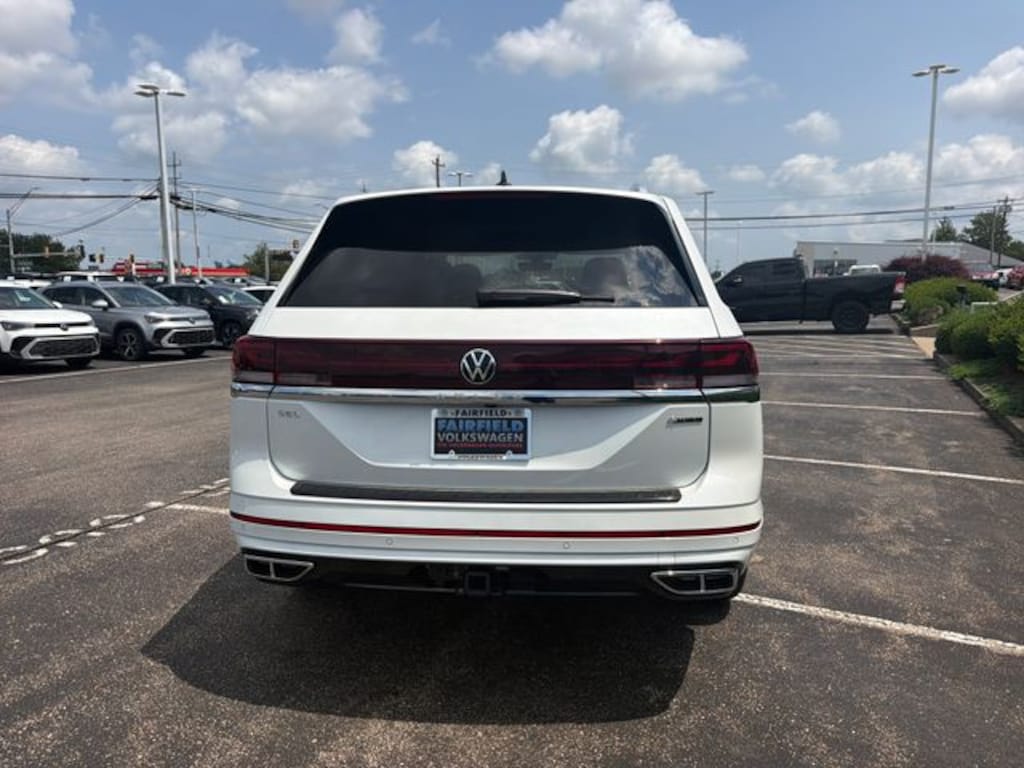 New 2026 Volkswagen Atlas 2.0T SEL Premium R-Line SUV