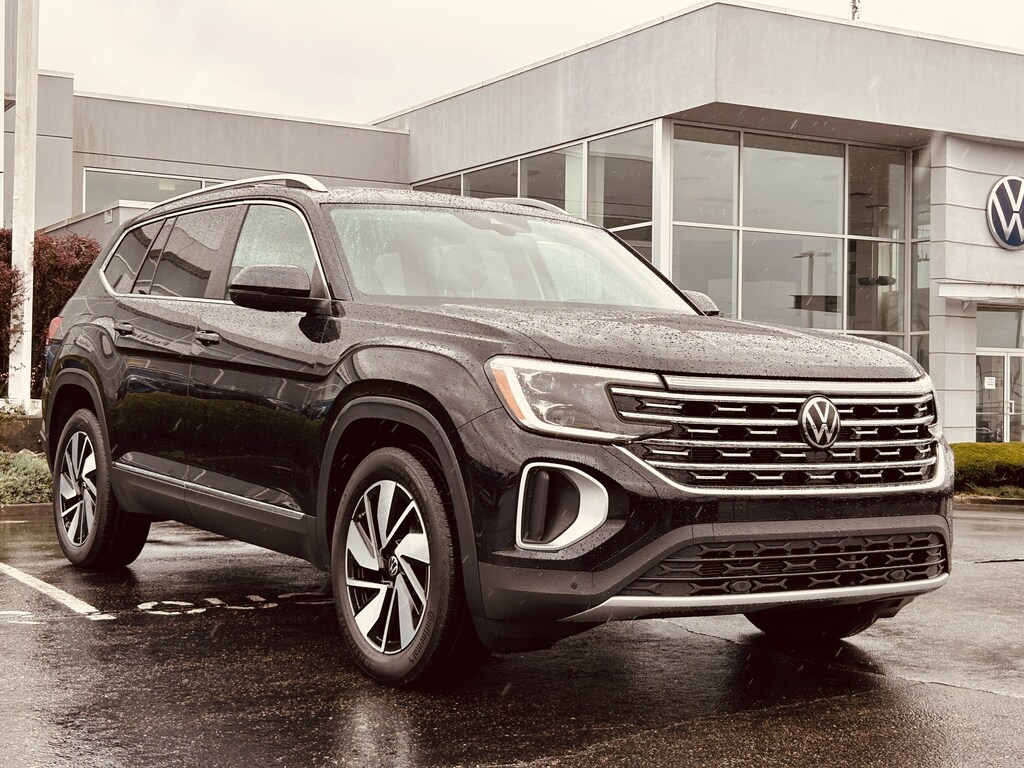 Used 2025 Volkswagen Atlas 2.0T SEL SUV