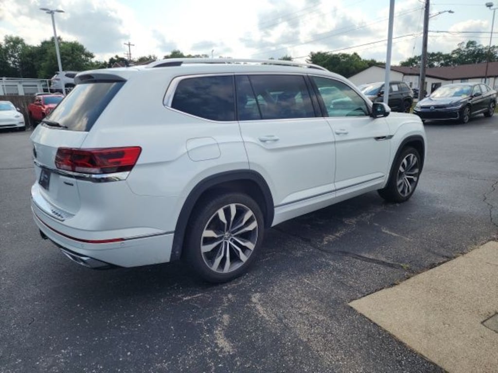 Certified 2023 Volkswagen Atlas 3.6L V6 SEL Premium R-Line SUV