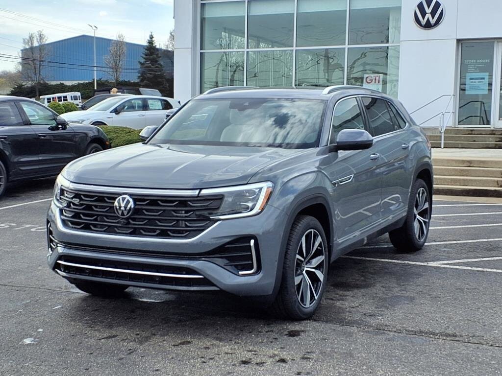 2025 Volkswagen Atlas Cross Sport SEL Premium R-Line photo 2