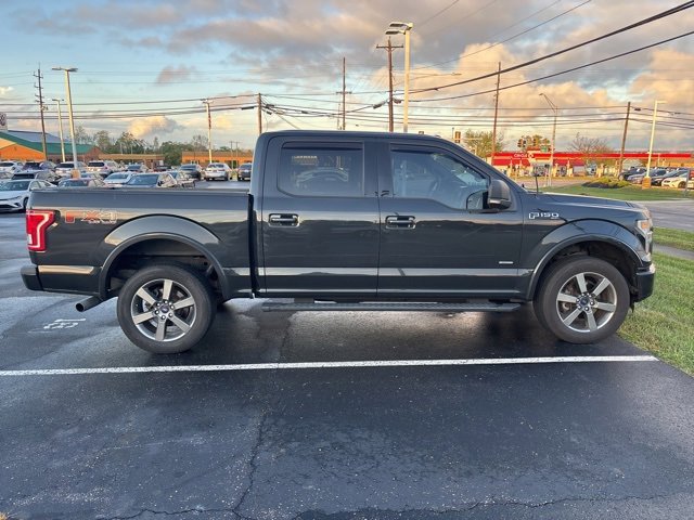 2015 Ford F-150 XLT photo 3