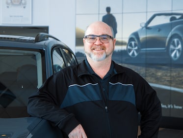 Staff member Jesse Baker from ID_752c8db30f08