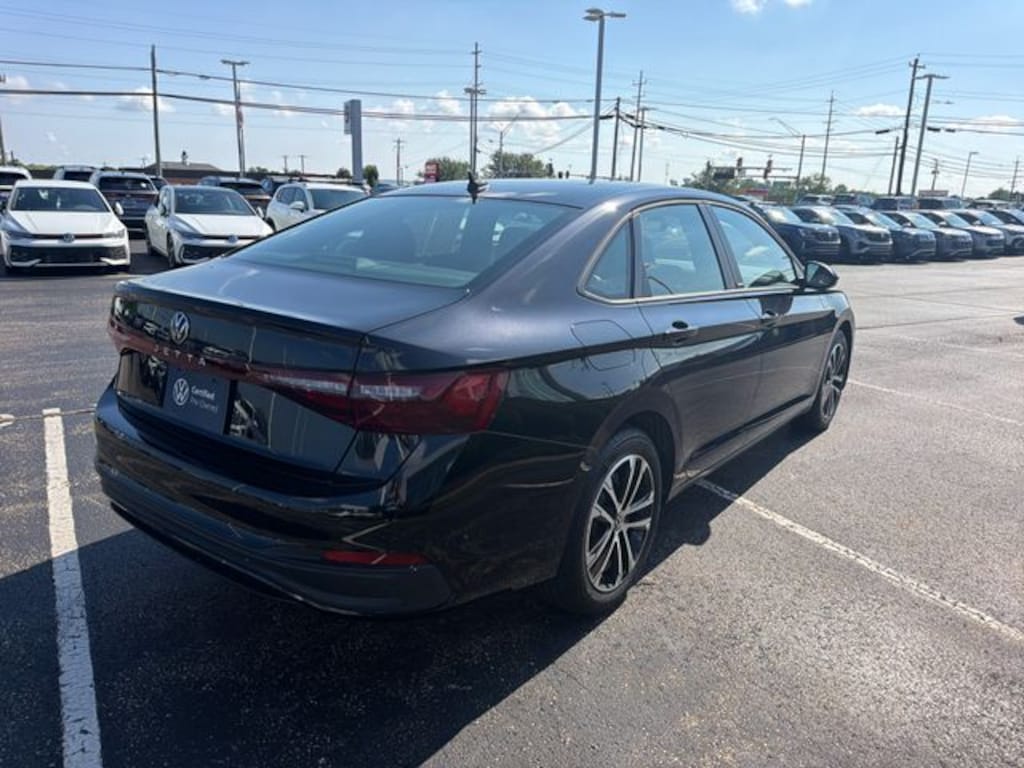 Certified 2025 Volkswagen Jetta 1.5T Sport Sedan