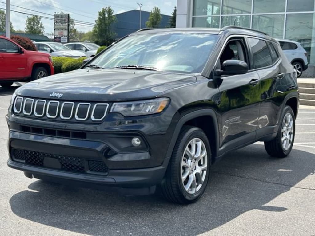 Used 2022 Jeep Compass Latitude Lux SUV