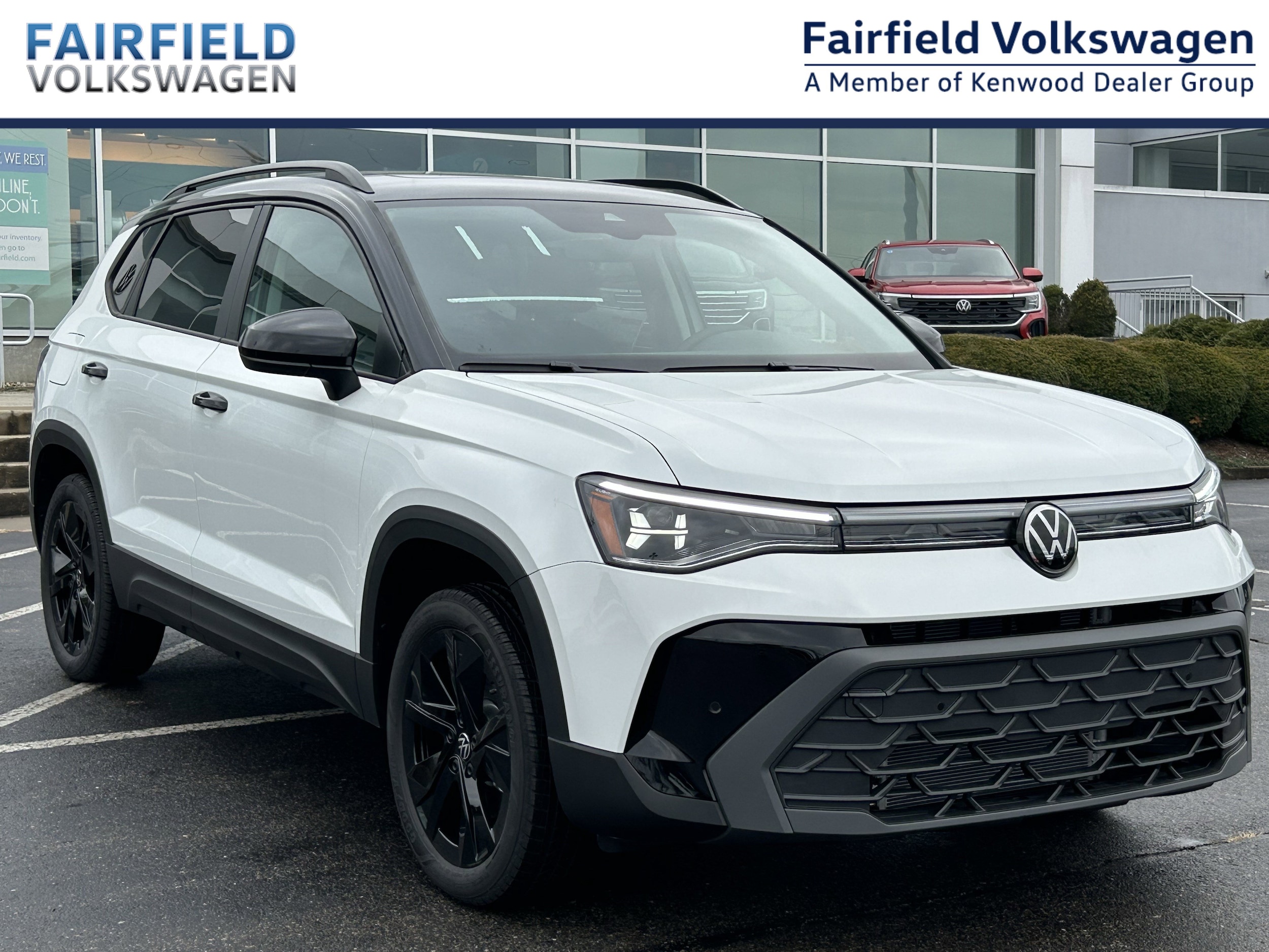 2026 Volkswagen Taos SE Black's photo