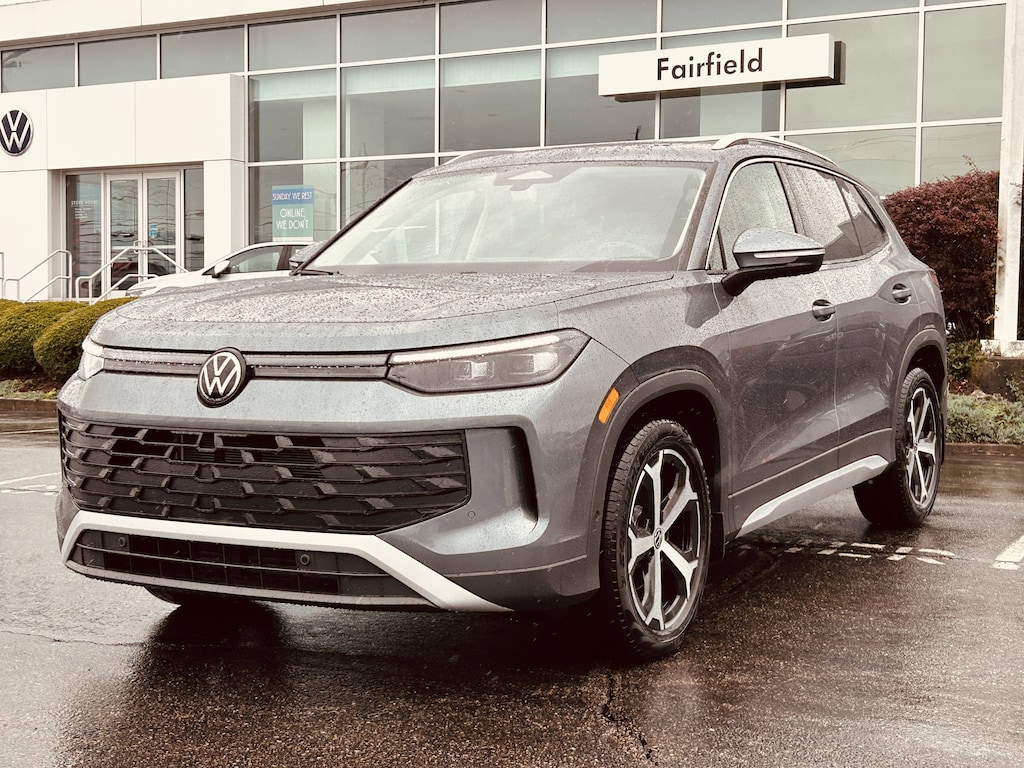 New 2026 Volkswagen Tiguan 2.0T SE SUV