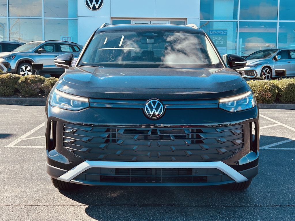 New 2025 Volkswagen Tiguan 2.0T S SUV