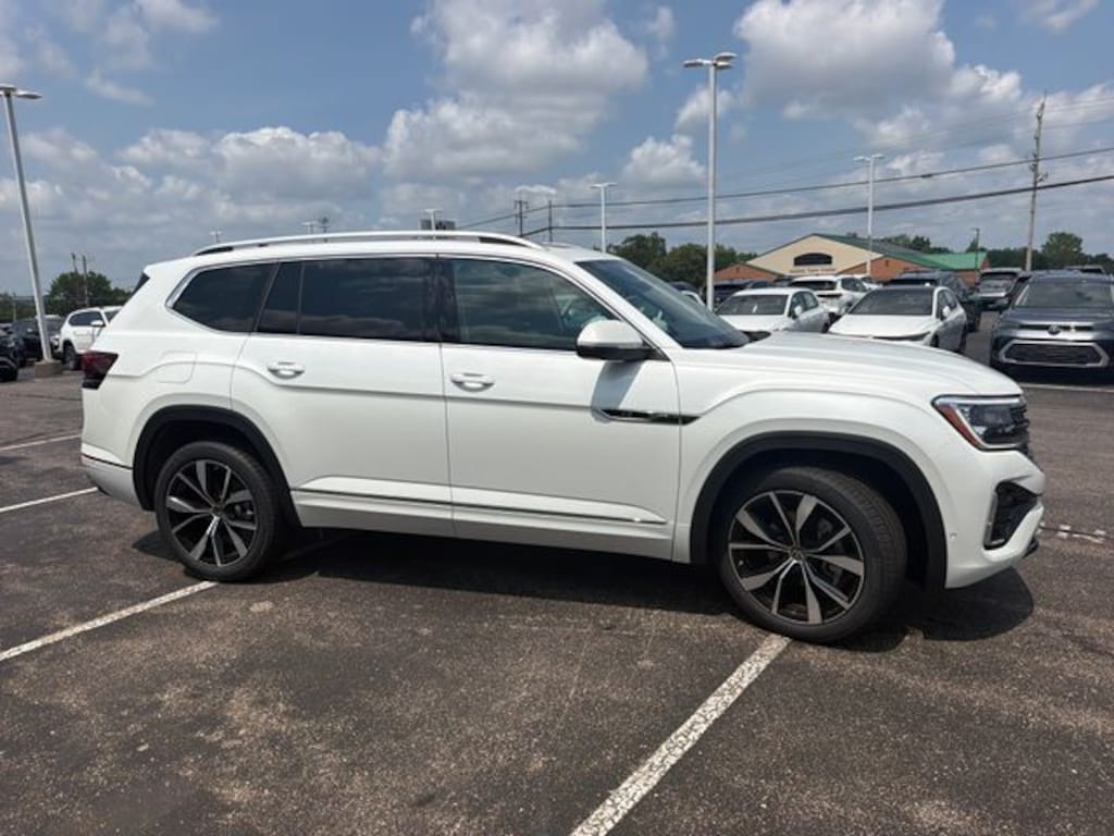 New 2026 Volkswagen Atlas 2.0T SEL Premium R-Line SUV