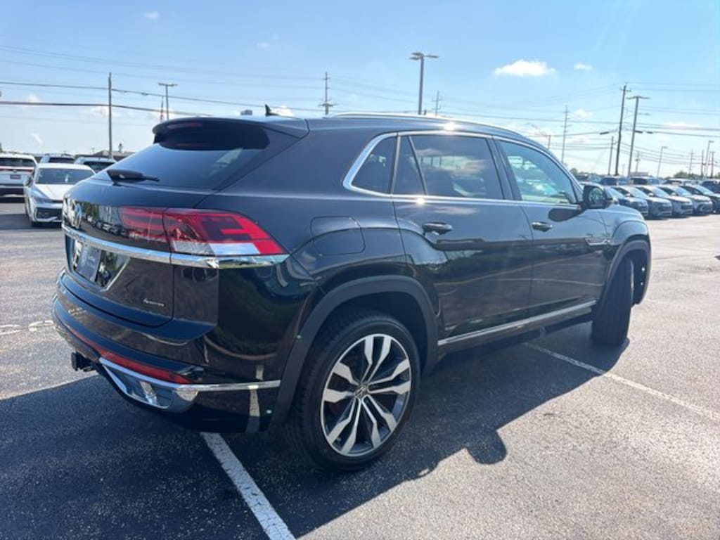 Used 2023 Volkswagen Atlas Cross Sport 3.6L V6 SEL Premium R-Line SUV