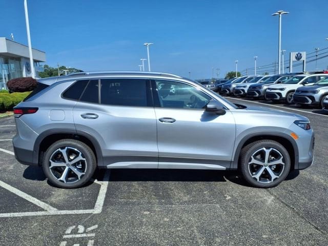 2025 Volkswagen Tiguan SE - Photo 8