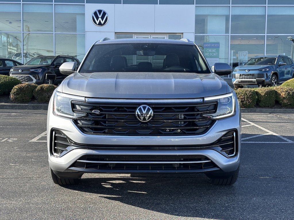 New 2026 Volkswagen Atlas Cross Sport 2.0T SEL Premium R-Line SUV
