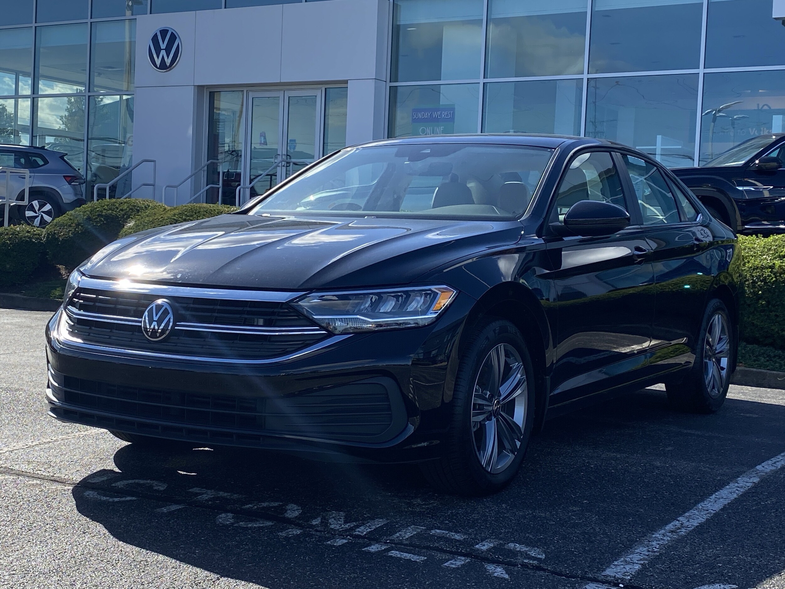 2024 Volkswagen Jetta 1.5T SE photo 3