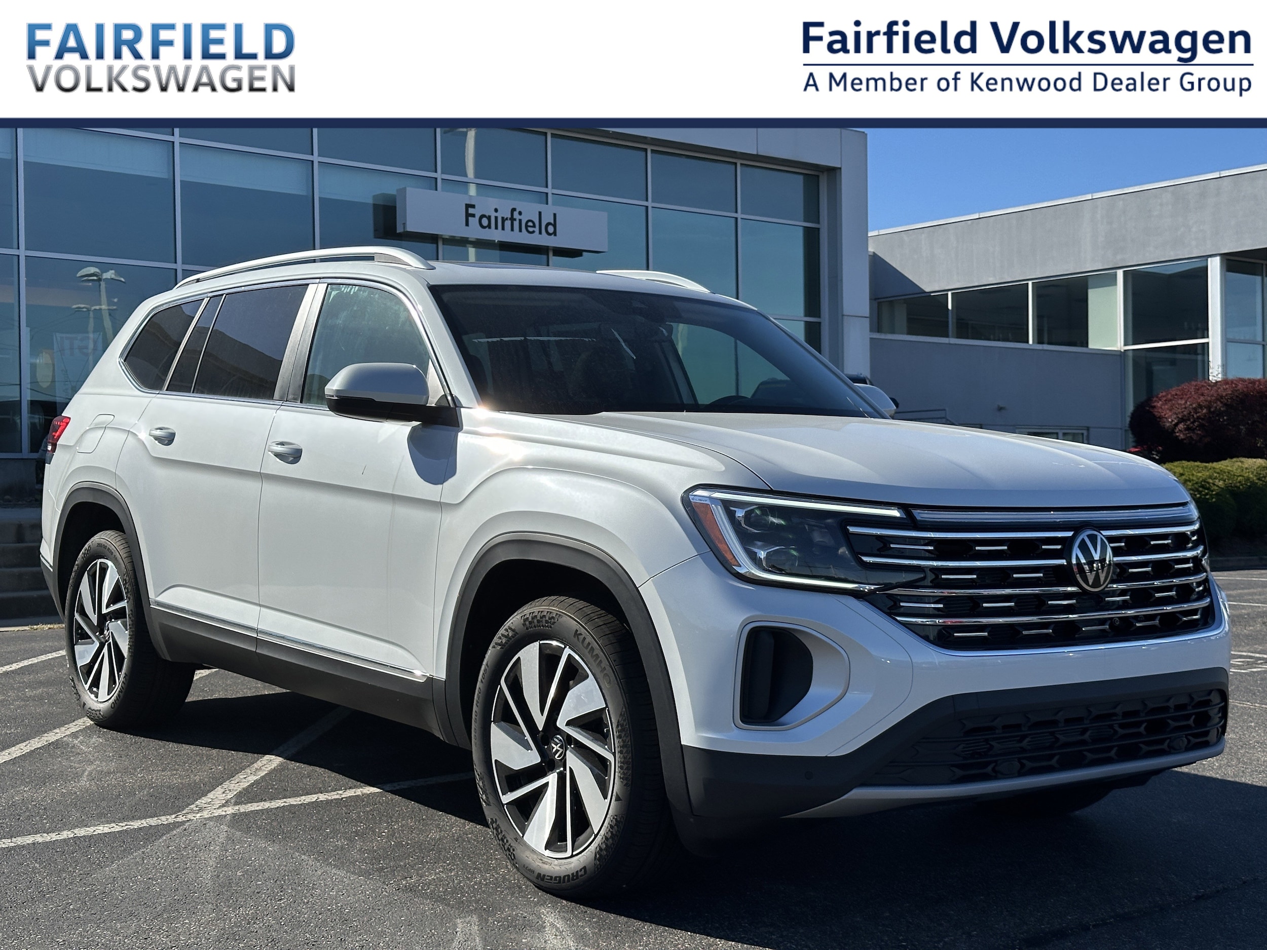 2026 Volkswagen Atlas SEL's photo