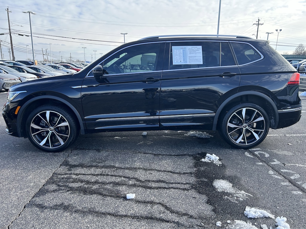 Certified 2023 Volkswagen Tiguan 2.0T SEL R-Line SUV