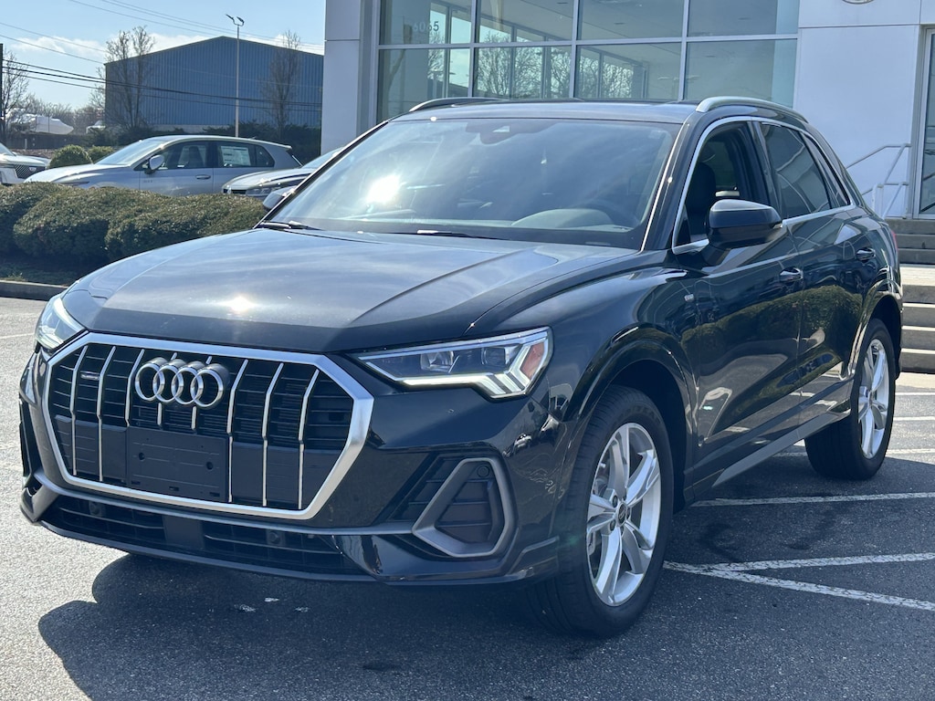 Used 2024 Audi Q3 45 S line Premium SUV