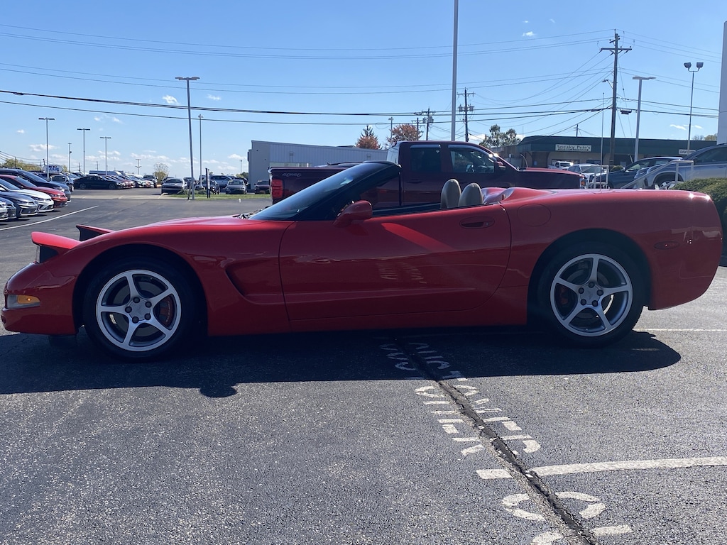 Used 2000 Chevrolet Corvette Base Convertible