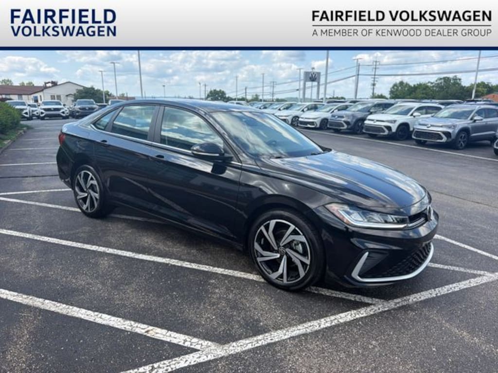 Certified 2025 Volkswagen Jetta 1.5T SEL Sedan