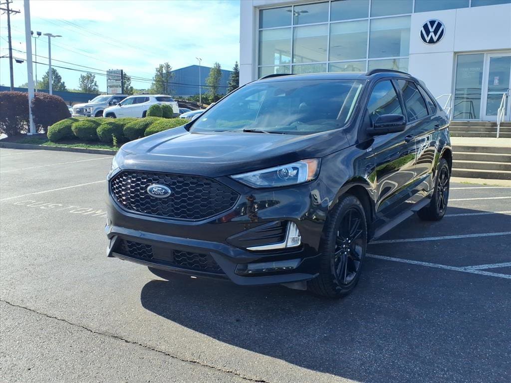 Used 2022 Ford Edge SUV