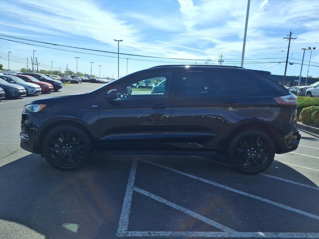 Used 2022 Ford Edge SUV